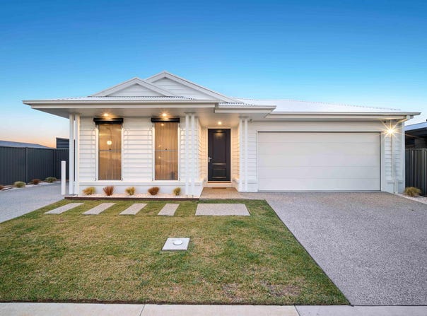 21 Telfer Street, Lucas, Vic 3350