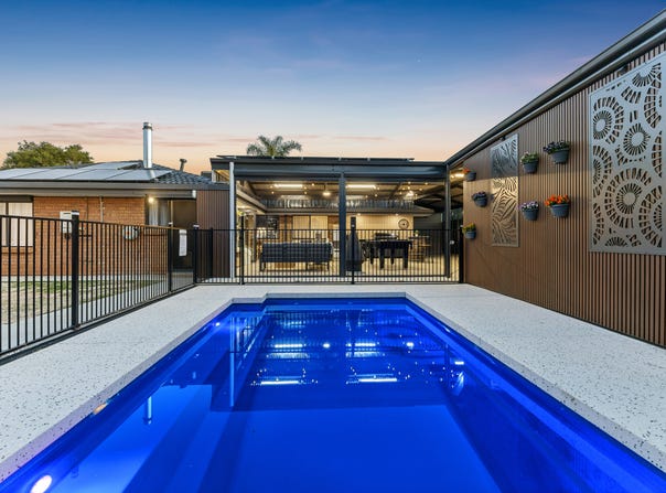42 Emmerson Drive, Morphett Vale, SA 5162