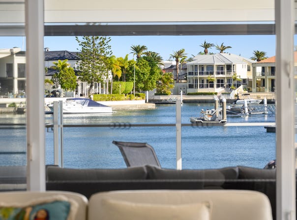 28 King Arthurs Court, Sovereign Islands, Qld 4216