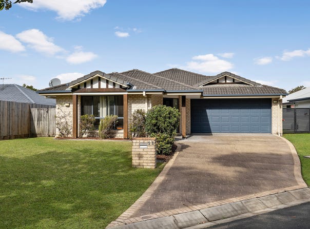 11 McConechy Drive, Victoria Point, Qld 4165