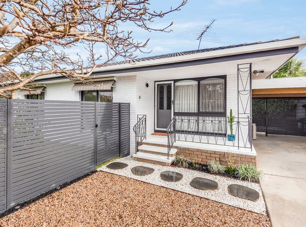4/165 Barrabool Road, Highton, Vic 3216