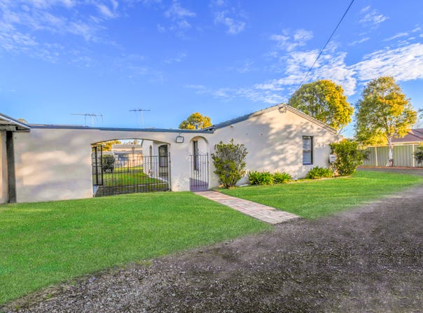 32-34 Torkington Road, Londonderry, NSW 2753