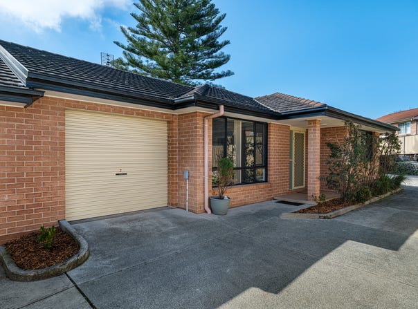 2/99 Adelaide Street, Raymond Terrace, NSW 2324