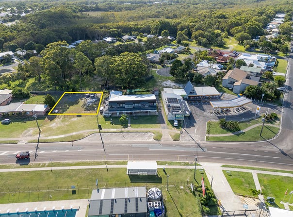 40 Rainbow Beach Road, Rainbow Beach, Qld 4581