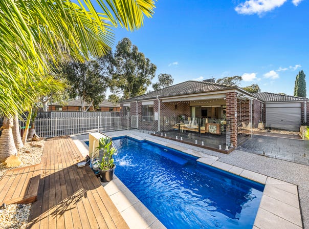 11 Donohue Street, Cranbourne East, Vic 3977