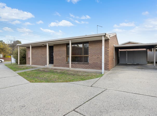 1/3 Hopkins Court, Sebastopol, Vic 3356