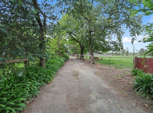 56 Princes Way, Longwarry North, Vic 3816