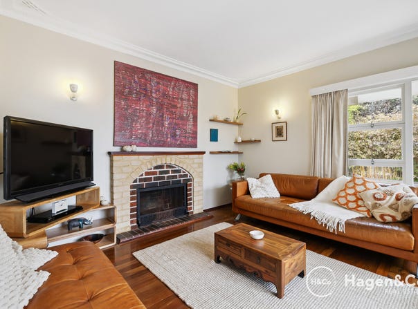 22 Laurence Road, Innaloo, WA 6018