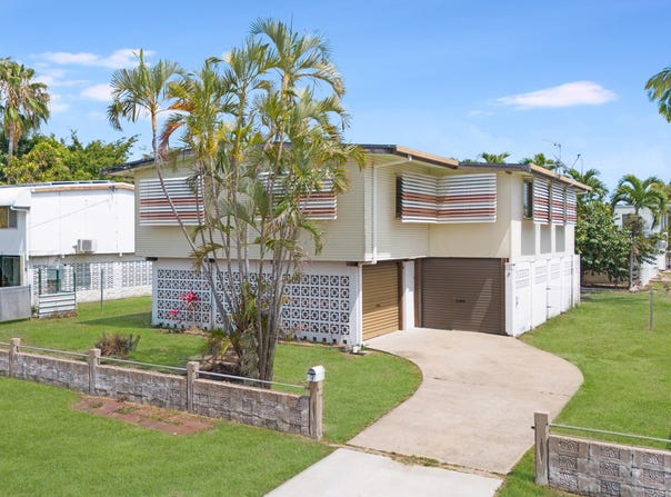 3 Wooral Street, Cranbrook, Qld 4814