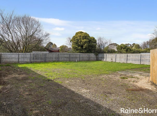 21B Worcester Road, Gisborne, Vic 3437