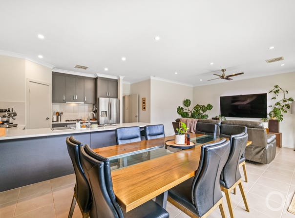 6 Observation Road, Seaford Heights, SA 5169