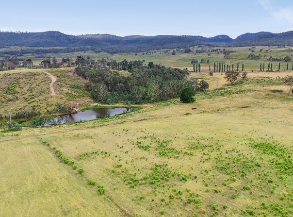 16 Camerons Road, Running Stream, NSW 2850
