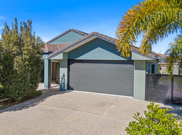 23 River Rose Drive, Norman Gardens, Qld 4701