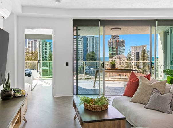 704/18 Fern Street, Surfers Paradise, Qld 4217