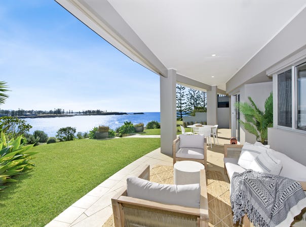 2/7 Gwinganna Avenue, Kiama, NSW 2533