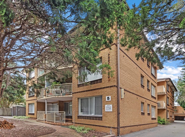 9/5 Cambridge Street, Penshurst, NSW 2222