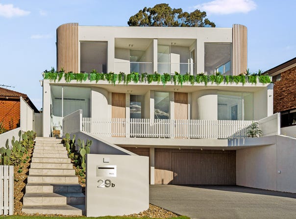 29B Oak Drive, Georges Hall, NSW 2198