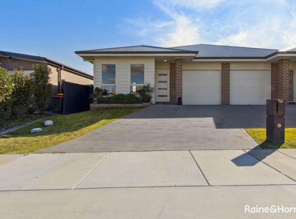 1/31 Matchless Avenue, Goulburn, NSW 2580