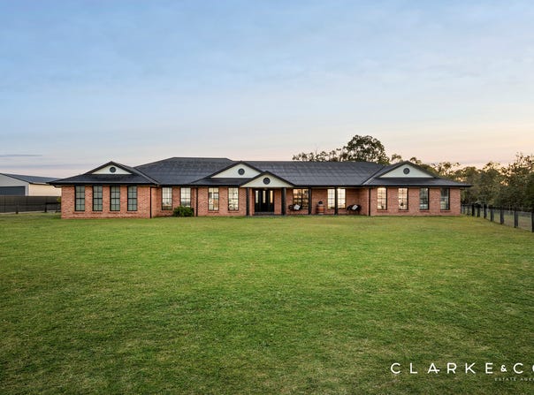 39 Forbes Crescent, Heddon Greta, NSW 2321