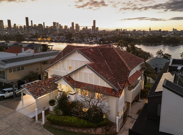 100A Norman Crescent, Norman Park, Qld 4170