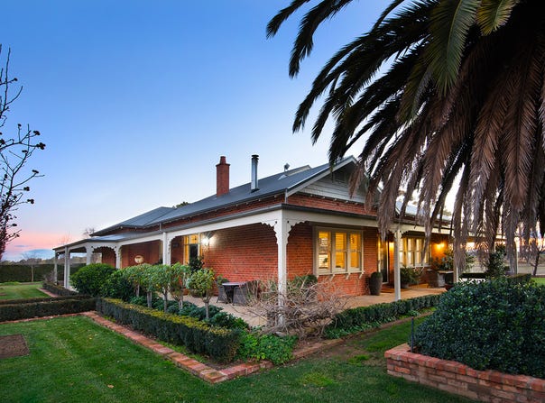 411 Eddington Road, Eddington, Vic 3472