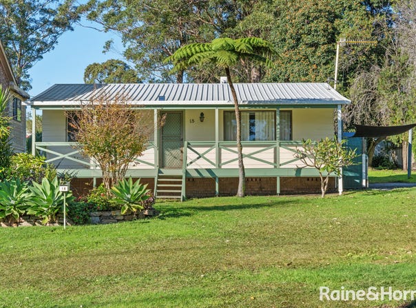 18 Alma Avenue, Fishermans Paradise, NSW 2539