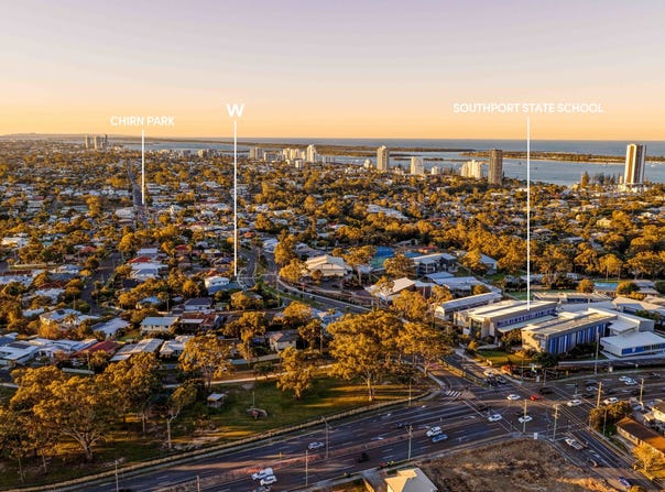 10 Brooke Avenue, Southport, Qld 4215