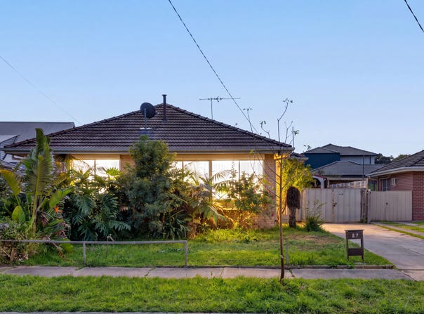 27 Robertson Crescent, Laverton, Vic 3028