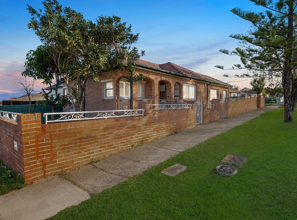 282 Roberts Road, Greenacre, NSW 2190