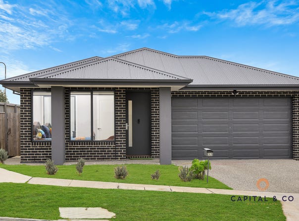 32 Cumberland Drive, Mickleham, Vic 3064
