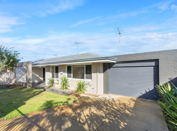 9 Harfleur Place, Hamilton Hill, WA 6163
