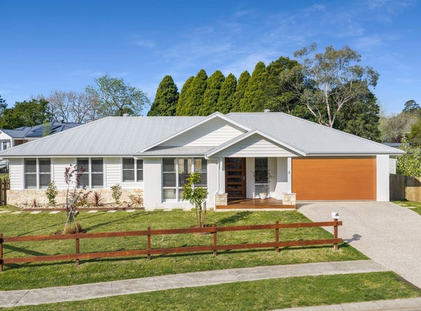 8 Lochinvar Drive, Bundanoon, NSW 2578