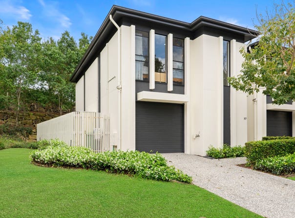 117 North Hill Drive, Robina, Qld 4226