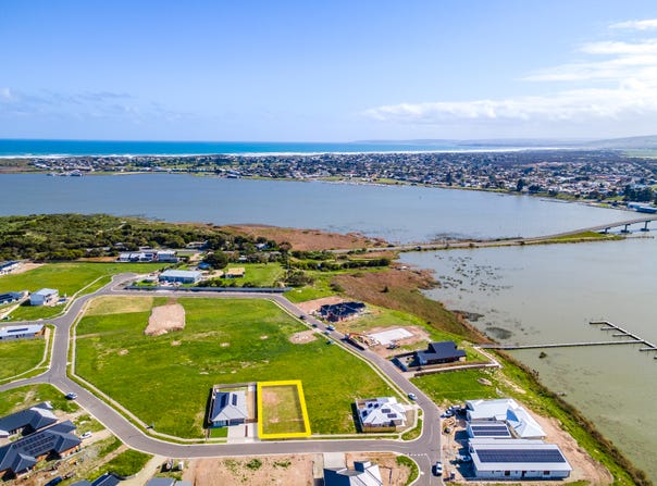94 Gregory Circuit, Hindmarsh Island, SA 5214