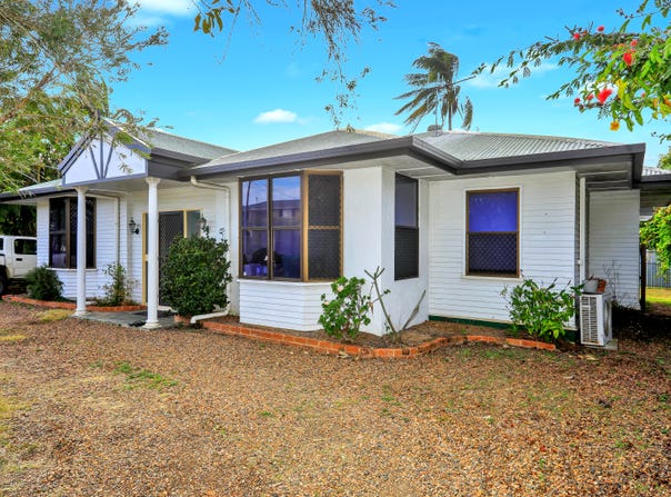 60 Branyan Street, Svensson Heights, Qld 4670