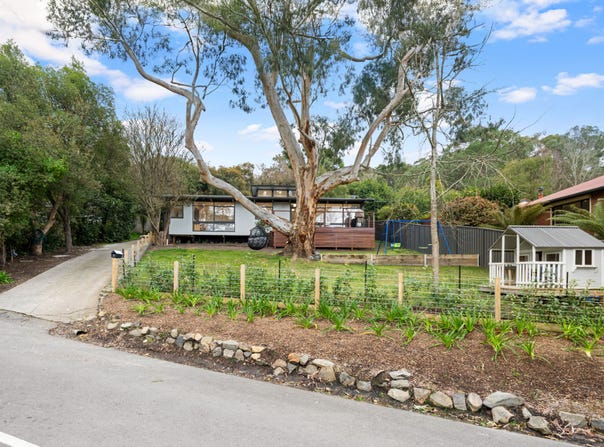 11 Protea Crescent, Crafers, SA 5152