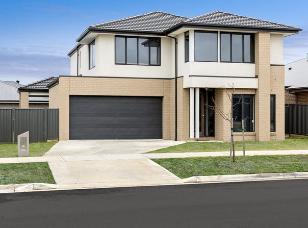 26 Pernonie Street, Lucas, Vic 3350