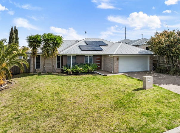 28 Renshaw Crescent, Kearneys Spring, Qld 4350