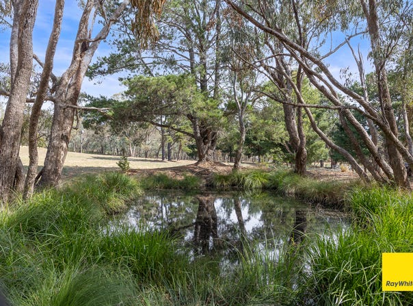 14 Bankers Road, Bywong, NSW 2621