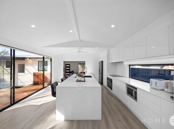 34 Balyata Street, Warana, Qld 4575