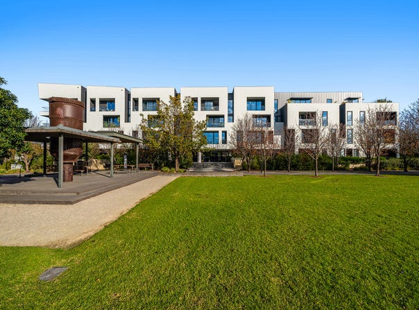 14/9 Hewitt Avenue, Footscray, Vic 3011