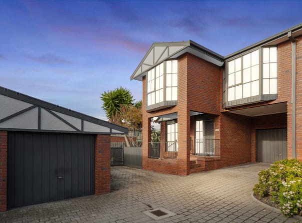 5/8-12 GILLIES STREET, Essendon North, Vic 3041
