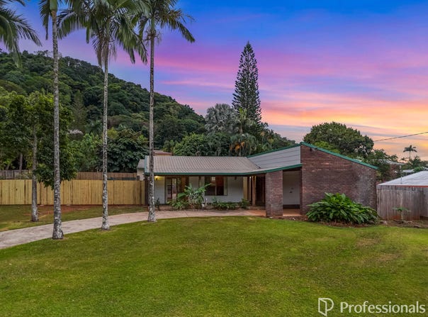 10 Jade Crescent, Caravonica, Qld 4878