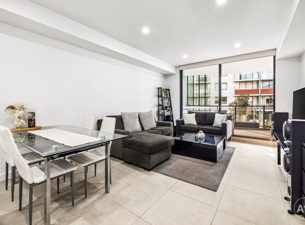 202/2 Mahroot Street, Botany, NSW 2019