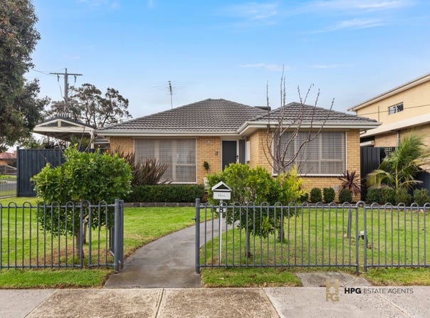 8 Christopher Crescent, Tullamarine, Vic 3043