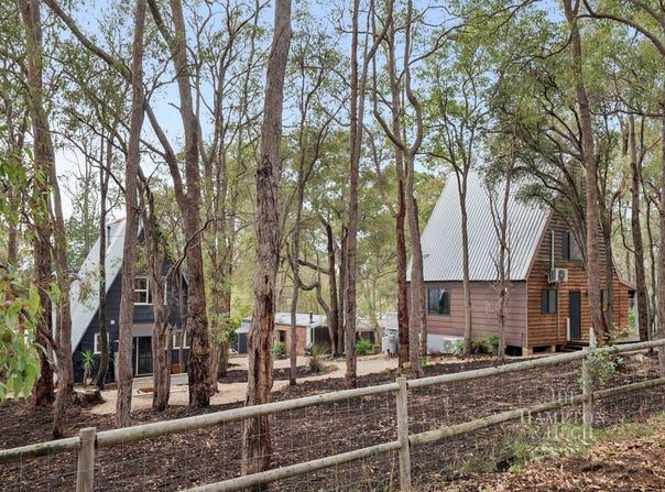 4 Windoo Road, Parkerville, WA 6081
