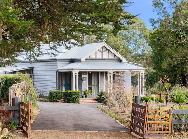 4 Tram Street, Lyonville, Vic 3461