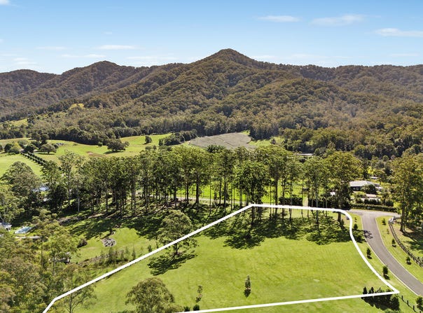 6 Hidden Valley Grove, Bonville, NSW 2450
