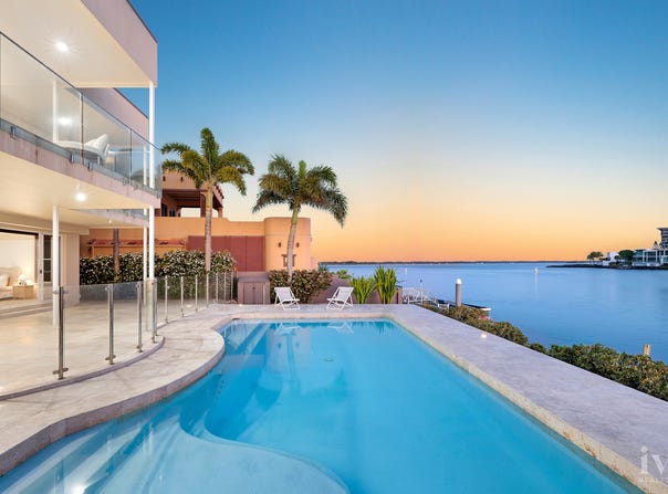 34 Brittanic Crescent, Sovereign Islands, Qld 4216