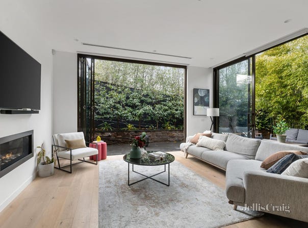 2/172 Prospect Hill Road, Canterbury, Vic 3126